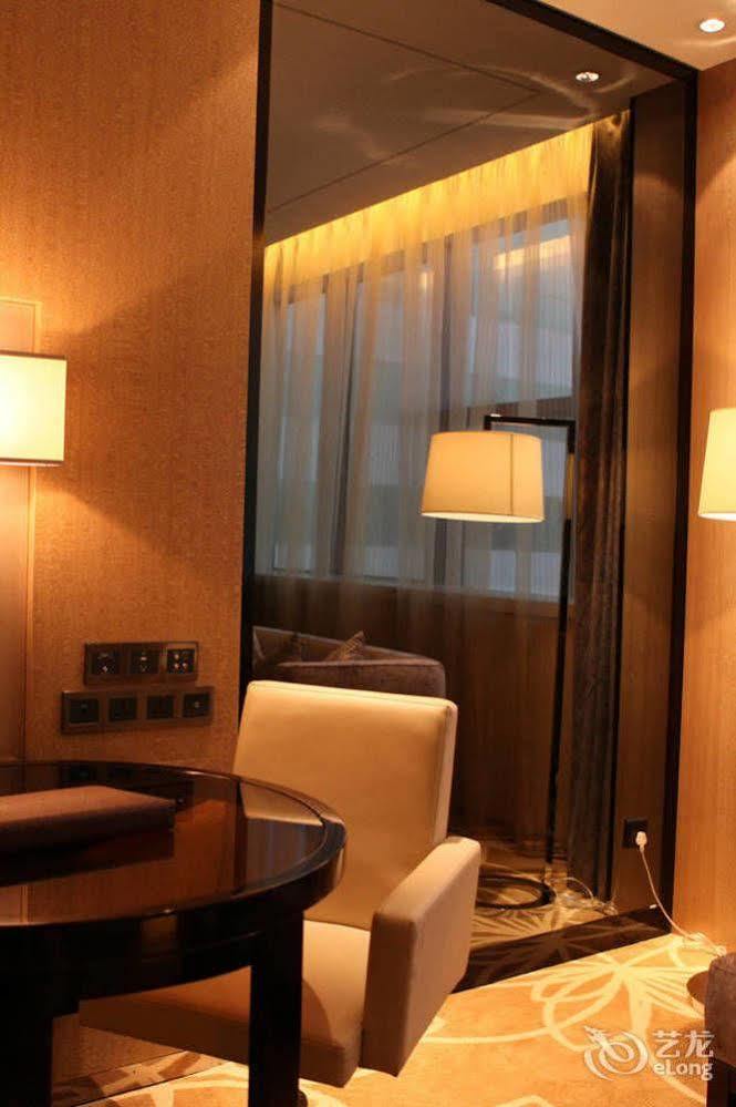 Winnerway Hotel Дунгуань Экстерьер фото